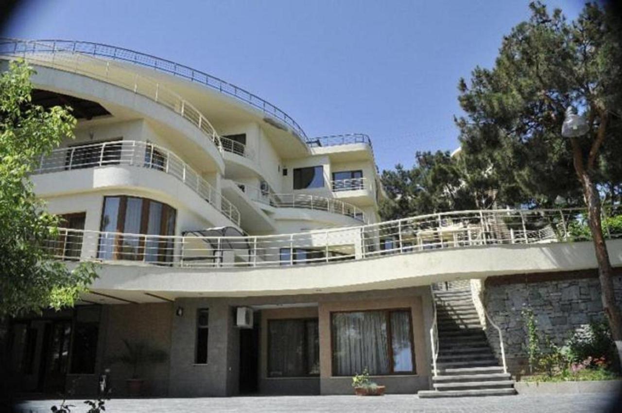 Hotel Beaumonde Garden Tbilisi Exteriör bild